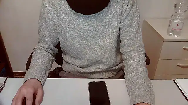 Snapshot of topg84 chatting on March 11, 2026, 6:46 pm topg84 online show from March 11, 2026, 6:46 pm