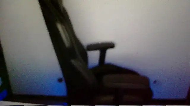 Snapshot of topg84 chatting on April 9, 2026, 6:03 pm topg84 online show from April 9, 2026, 6:03 pm