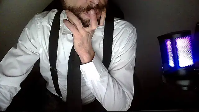 Snapshot of topg84 chatting on April 11, 2026, 6:00 pm topg84 online show from April 11, 2026, 6:00 pm