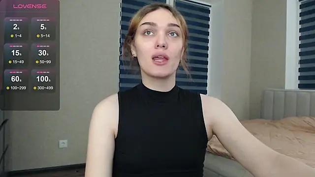 EmiliaRhodes online show from November 29, 2025, 9:04 pm