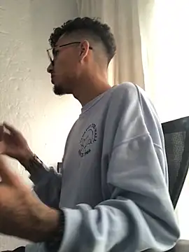 tian doyt69 online show from February 19, 2026, 9:45 pm