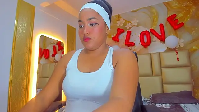 Snapshot of NahomiWalker_ chatting on February 17, 2026, 7:33 pm NahomiWalker online show from February 17, 2026, 7:33 pm