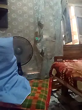 Snapshot of Estebanbigcock23 chatting on December 13, 2025, 8:37 pm Estebanbigcock23 online show from December 13, 2025, 8:37 pm