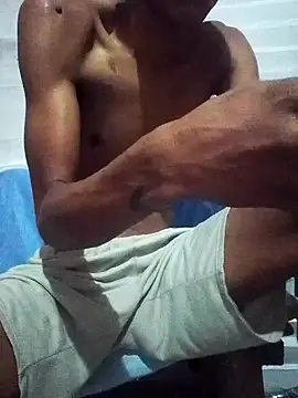 Snapshot of Estebanbigcock23 chatting on November 24, 2025, 10:32 pm Estebanbigcock23 online show from November 24, 2025, 10:32 pm