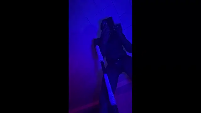 Snapshot of misterincred chatting on March 29, 2026, 10:39 am misterincred online show from March 29, 2026, 10:39 am