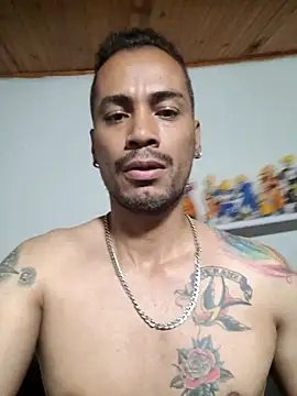 Michell85 online show from October 25, 2025, 9:26 pm
