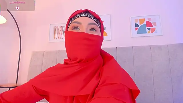 Snapshot of fatiima_ chatting on April 7, 2026, 7:15 pm fatiima online show from April 7, 2026, 7:15 pm