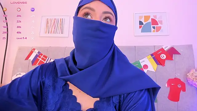 fatiima  online show from June 17, 2026, 7:02 pm