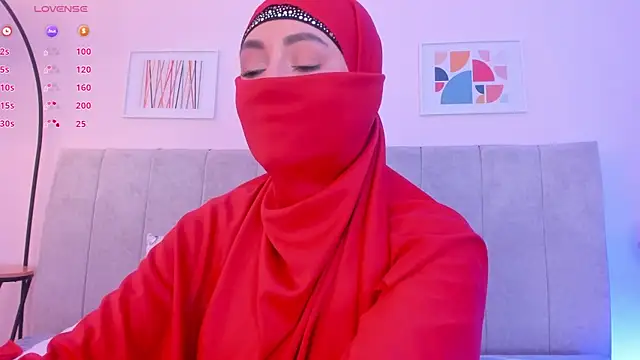 Snapshot of fatiima_ chatting on May 20, 2026, 7:33 pm fatiima online show from May 20, 2026, 7:33 pm