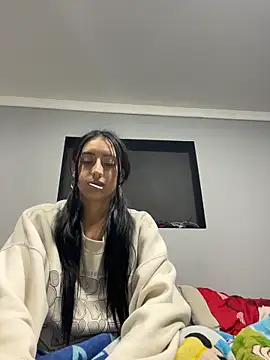 zelda kuro online show from November 16, 2025, 5:12 am