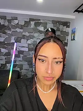 zelda kuro online show from November 9, 2025, 3:54 am