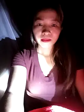 Snapshot of -Pearl- chatting on October 22, 2025, 4:39 pm -Pearl- online show from October 22, 2025, 4:39 pm