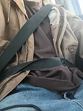 Snapshot of SirDirty34 chatting on December 2, 2025, 11:17 pm SirDirty34 online show from December 2, 2025, 11:17 pm