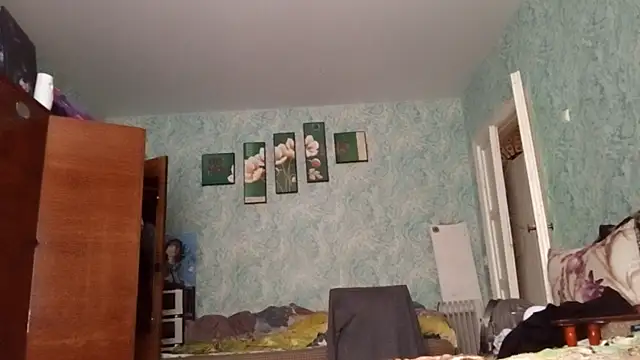 Nessa Vessa online show from October 20, 2025, 12:38 pm