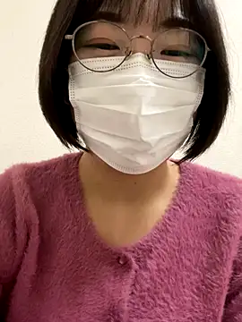 Snapshot of Yurika_oO chatting on November 26, 2025, 11:10 am Yurika oO online show from November 26, 2025, 11:10 am