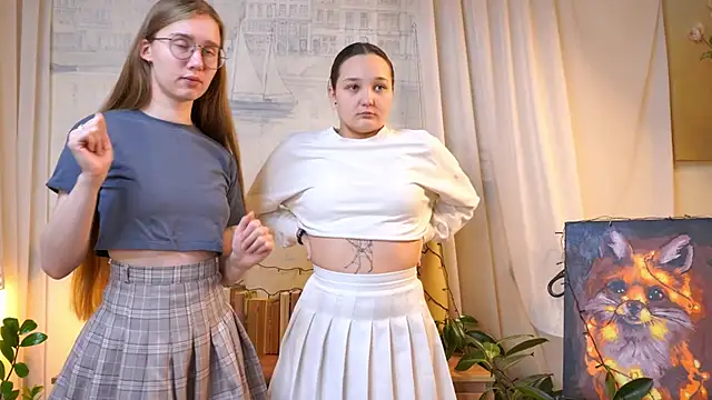 ArianaSweazy online show from November 8, 2025, 1:25 pm