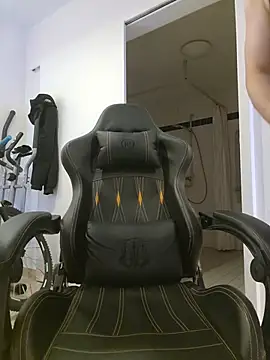 Snapshot of Benjin_2306 chatting on December 5, 2025, 3:21 pm Benjin 2306 online show from December 5, 2025, 3:21 pm