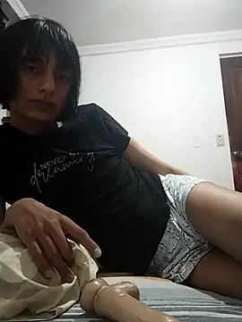 Snapshot of sophiasleepy1 chatting on November 1, 2025, 4:30 am sophiasleepy1 online show from November 1, 2025, 4:30 am