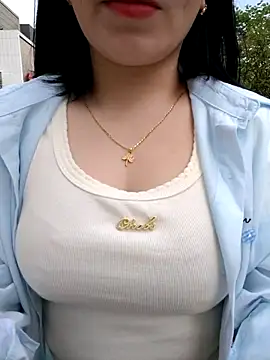 Mina-02 online show from May 19, 2026, 9:49 am
