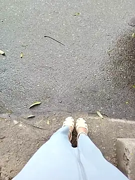 Snapshot of Mina-02 chatting on March 8, 2026, 3:54 am Mina-02 online show from March 8, 2026, 3:54 am