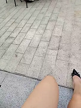 Snapshot of Mina-02 chatting on March 26, 2026, 8:56 am Mina-02 online show from March 26, 2026, 8:56 am