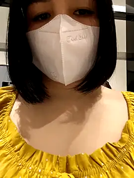 Snapshot of Mina-02 chatting on March 2, 2026, 11:17 am Mina-02 online show from March 2, 2026, 11:17 am