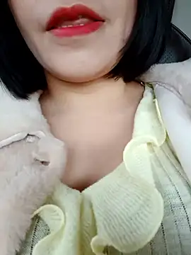 Snapshot of Mina-02 chatting on January 6, 2026, 4:27 am Mina-02 online show from January 6, 2026, 4:27 am