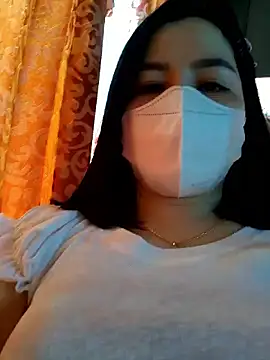 Mina-02 online show from May 25, 2026, 1:27 am