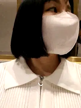 Snapshot of Mina-02 chatting on February 2, 2026, 5:50 am Mina-02 online show from February 2, 2026, 5:50 am