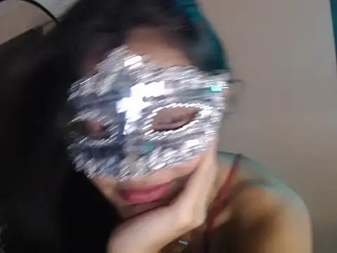 Hottie hania online show from December 3, 2025, 6:40 pm