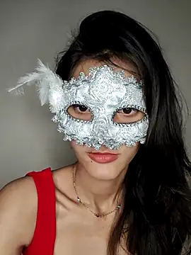 Hottie hania online show from February 26, 2026, 5:35 pm