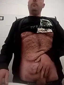 Romaeterna  online show from November 7, 2025, 5:17 pm