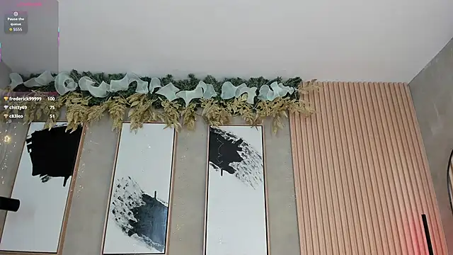 Snapshot of Lily_Vale chatting on December 20, 2025, 7:28 pm Lily Vale online show from December 20, 2025, 7:28 pm