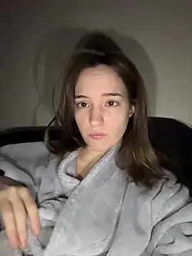 Snapshot of AngieFae_ chatting on December 1, 2025, 9:37 pm AngieFae online show from December 1, 2025, 9:37 pm