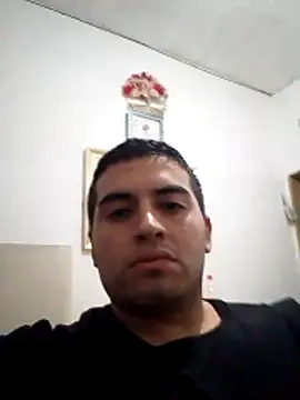 Snapshot of Achi09 chatting on May 22, 2026, 11:36 pm Achi09 online show from May 22, 2026, 11:36 pm