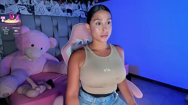 Snapshot of sofialaurentxox chatting on January 8, 2026, 8:15 pm sofialaurentxox online show from January 8, 2026, 8:15 pm