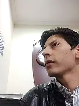 Carriata larry online show from October 29, 2025, 3:27 am