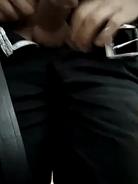 Carriata larry online show from October 31, 2025, 3:36 am