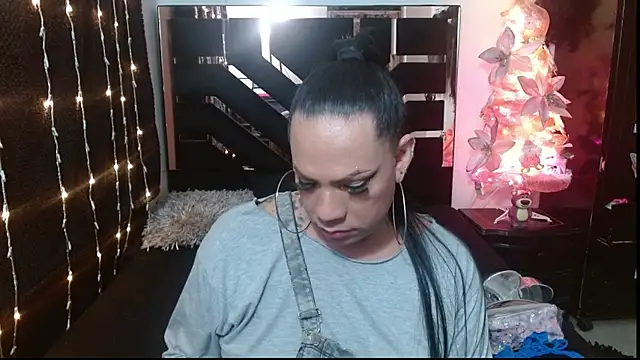 Snapshot of talianha chatting on November 15, 2025, 11:31 pm talianha online show from November 15, 2025, 11:31 pm