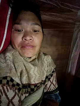 Snapshot of chipu06 chatting on November 1, 2025, 1:27 pm chipu06 online show from November 1, 2025, 1:27 pm