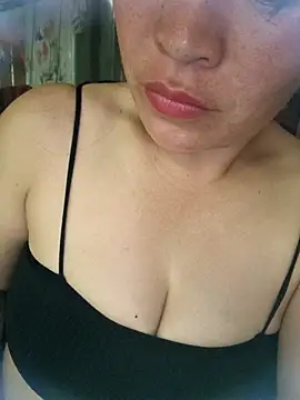 Snapshot of chipu06 chatting on March 27, 2026, 7:28 am chipu06 online show from March 27, 2026, 7:28 am