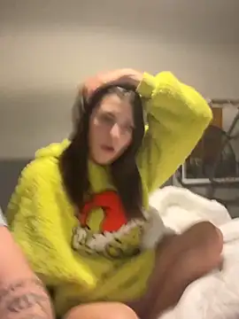 Snapshot of Brunnettebabe007 chatting on December 2, 2025, 10:55 pm Brunnettebabe007 online show from December 2, 2025, 10:55 pm