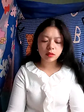 lisa-bae00 online show from February 17, 2026, 11:46 pm