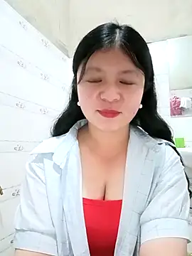 Snapshot of lisa-bae00 chatting on March 29, 2026, 12:40 pm lisa-bae00 online show from March 29, 2026, 12:40 pm