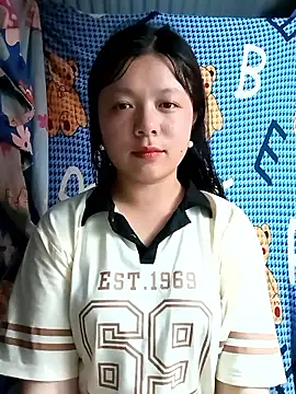 Snapshot of lisa-bae00 chatting on May 20, 2026, 12:13 pm lisa-bae00 online show from May 20, 2026, 12:13 pm