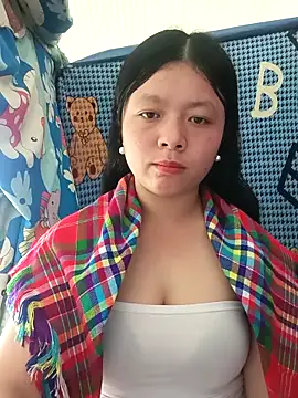 Snapshot of lisa-bae00 chatting on April 3, 2026, 3:35 am lisa-bae00 online show from April 3, 2026, 3:35 am