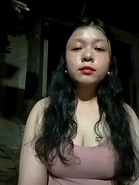 Snapshot of lisa-bae00 chatting on April 8, 2026, 12:28 pm lisa-bae00 online show from April 8, 2026, 12:28 pm