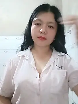 Snapshot of lisa-bae00 chatting on May 24, 2026, 12:27 pm lisa-bae00 online show from May 24, 2026, 12:27 pm
