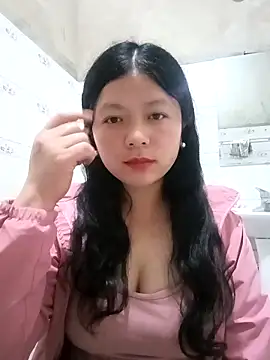Snapshot of lisa-bae00 chatting on April 23, 2026, 1:02 pm lisa-bae00 online show from April 23, 2026, 1:02 pm