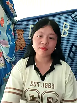 Snapshot of lisa-bae00 chatting on April 13, 2026, 2:37 am lisa-bae00 online show from April 13, 2026, 2:37 am